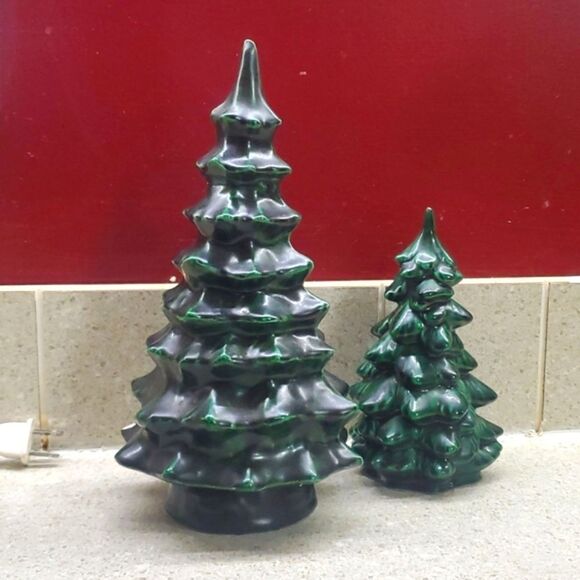 Vintage 80s Ceramic Christmas Tree Figurines- set of 2 - Picture 1 of 8